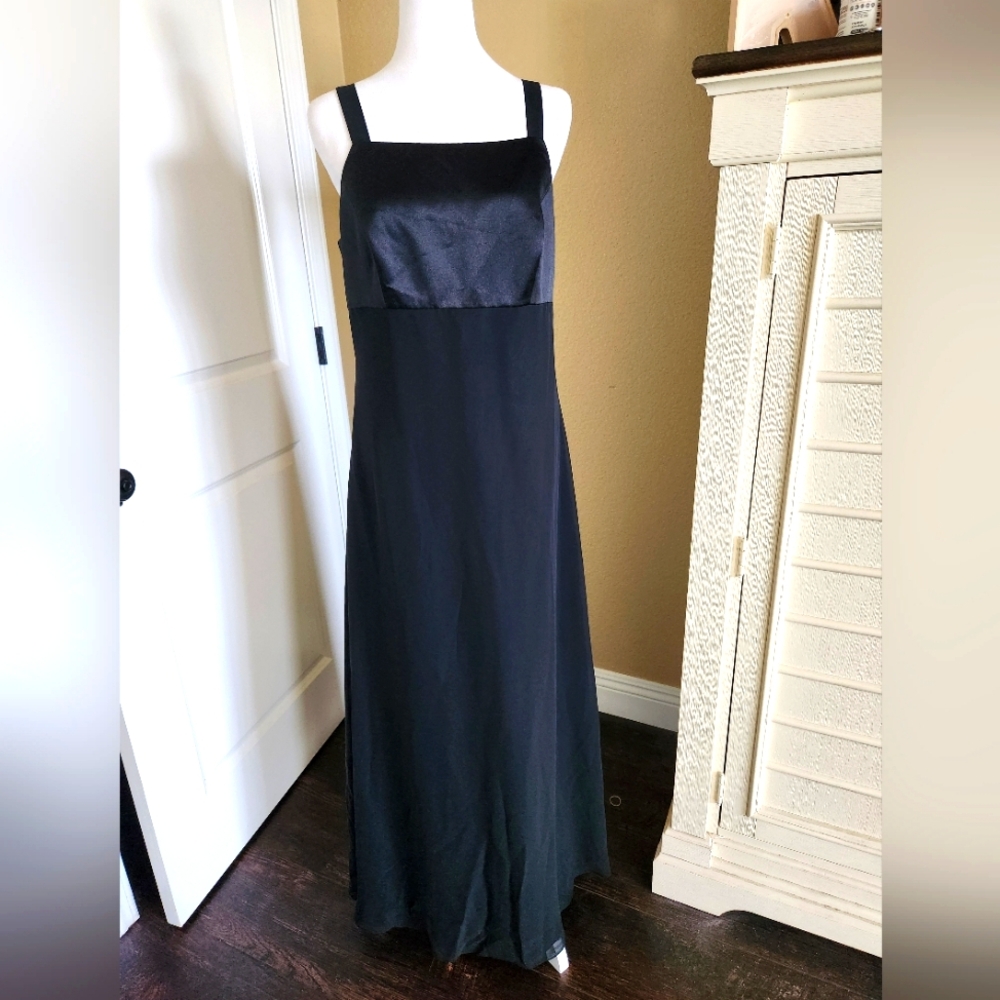 Women's Black Long Papell Boutique Dress, Prom, Maxi Size 10